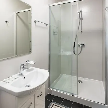 руська, 4 Lviv